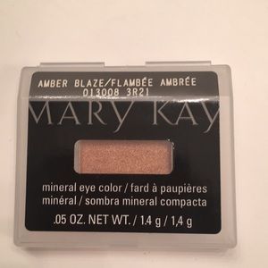 Mary Kay mineral eyeshadow (amber blaze)